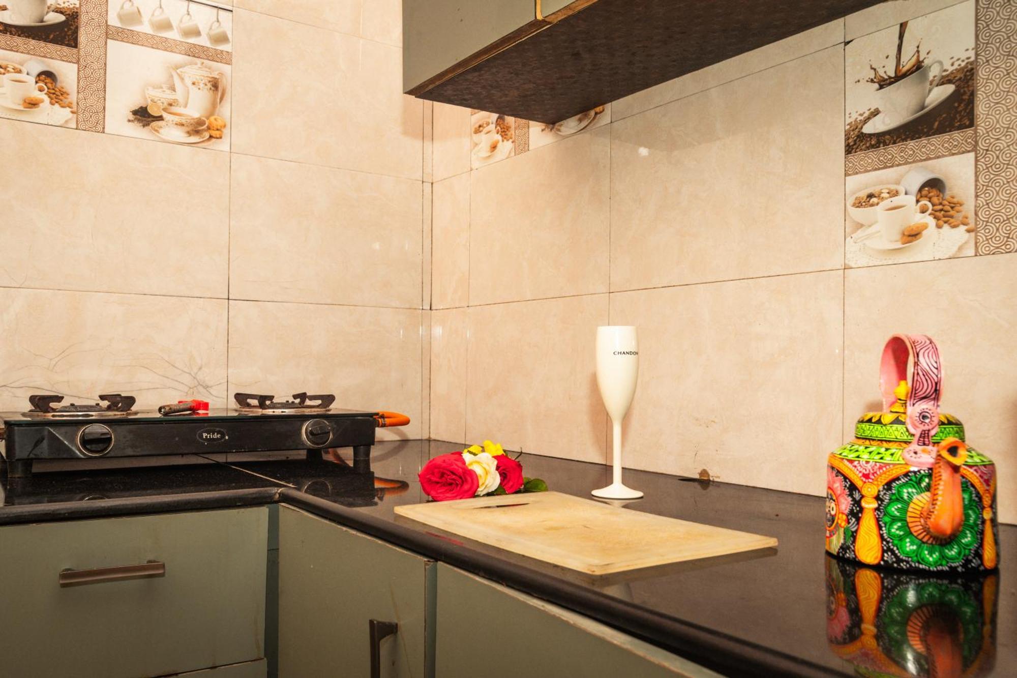 Bbn Serviced Apartment Calangute Kamer foto