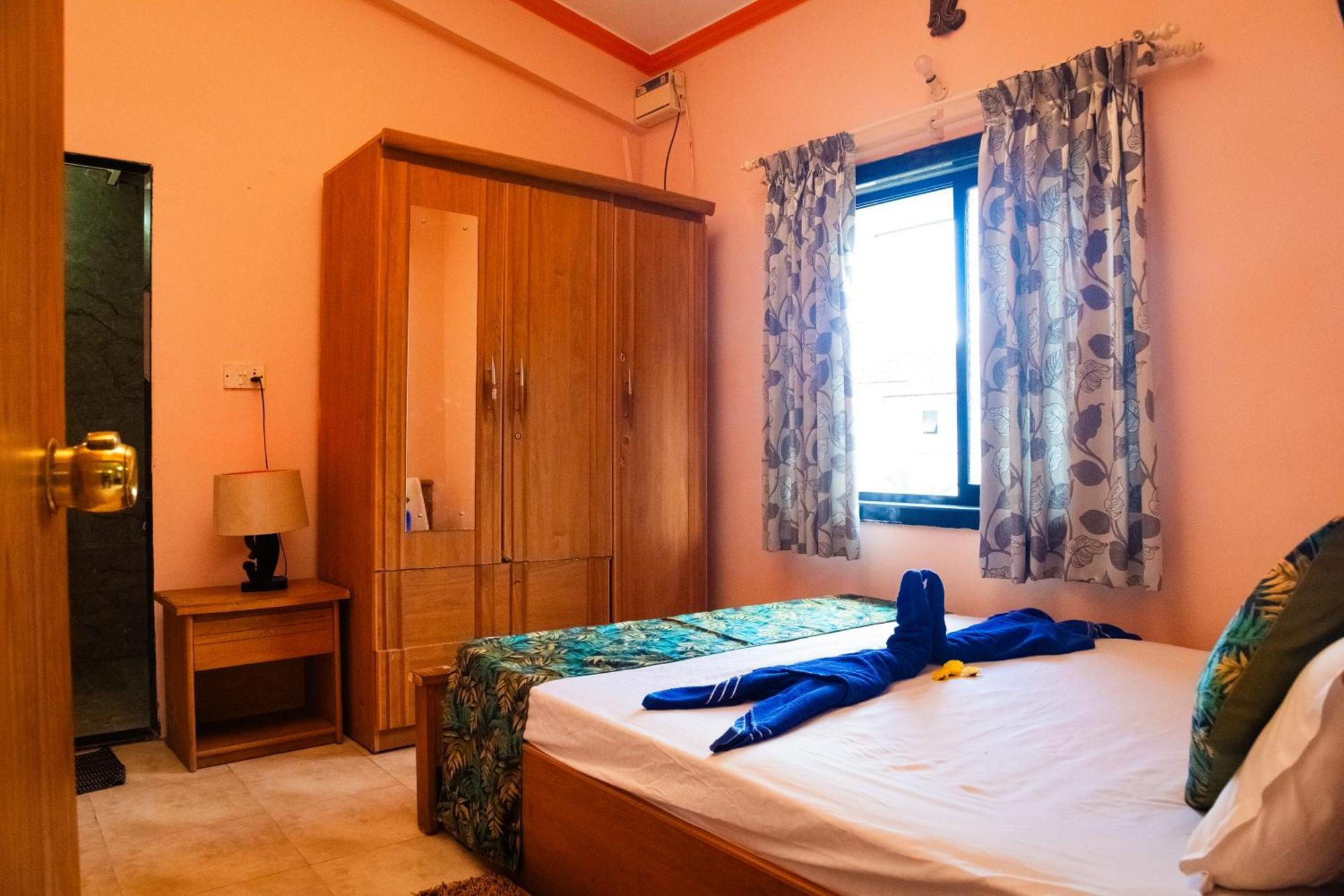 Bbn Serviced Apartment Calangute Kamer foto